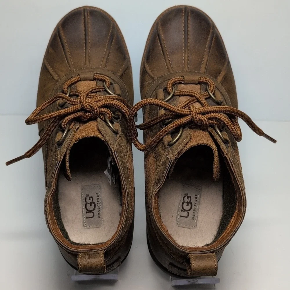 UGG Heather lace up bootie boots women's size 9 EU 40